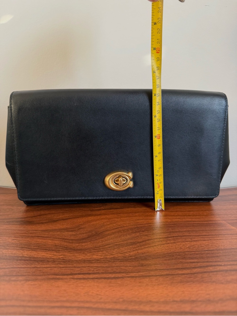 Coach Black Leather Clutch with Gold Turnlock - Picture 15 of 16